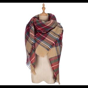 Women’s blanket scarf